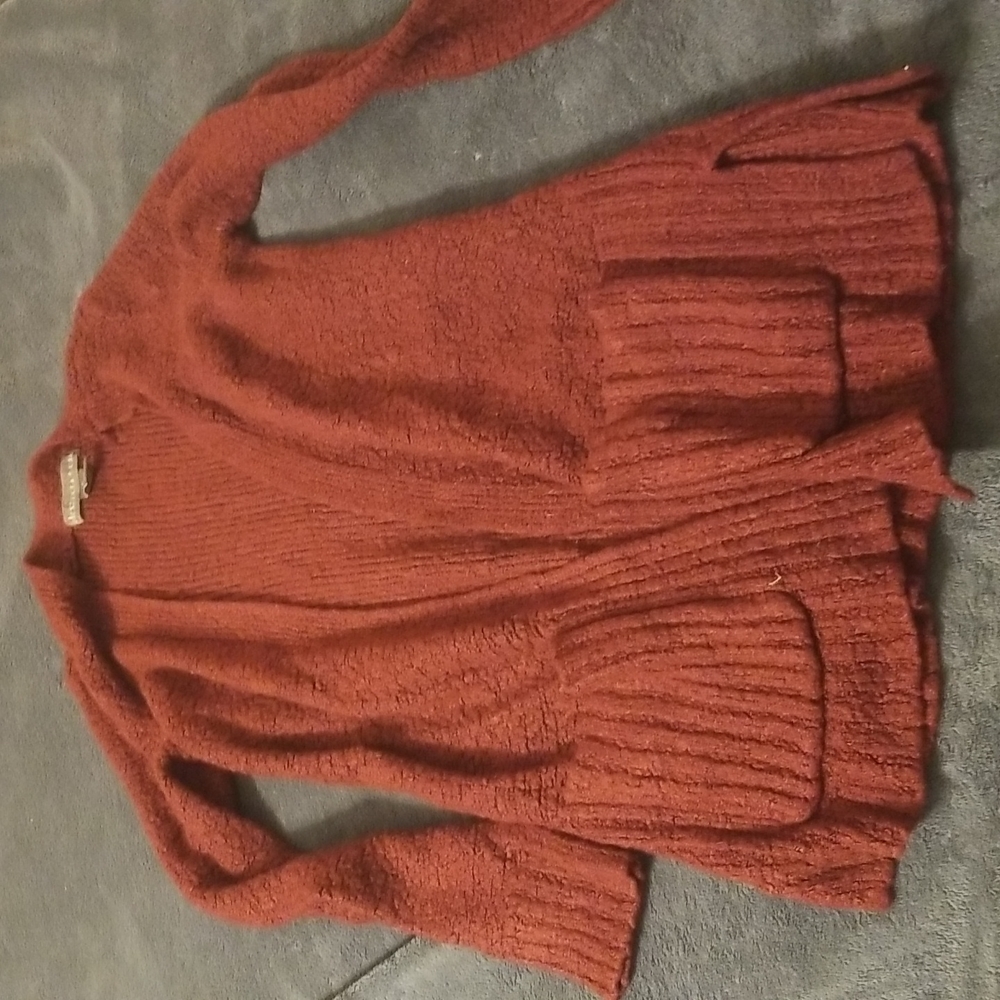 Womens Medium cardigan sweater. Maroon. No holes or stains